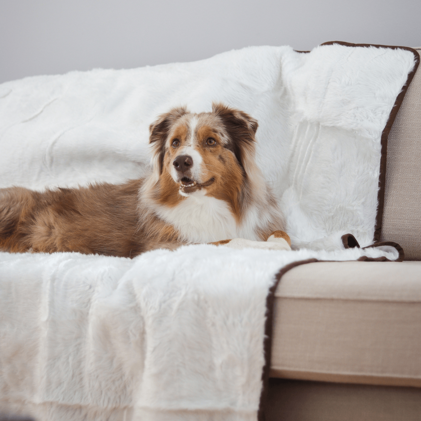PupProtector™ Cool Comfort Waterproof Throw Blanket - Polar White