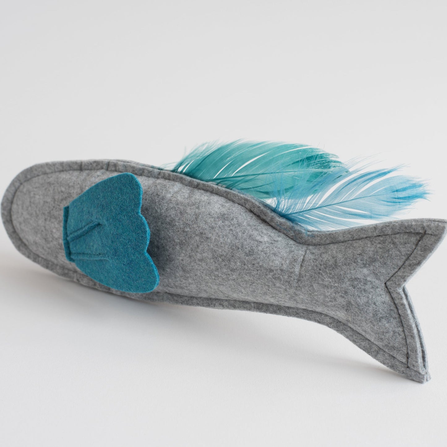 Nooee Pet Felt Animal Toy – Soft & Durable Indoor Play Toy for Dogs & Cats, Lightweight Polyester Felt, Multiple Shapes (Dog, Elephant, Fish, Bird), Sizes 7.5”–10”