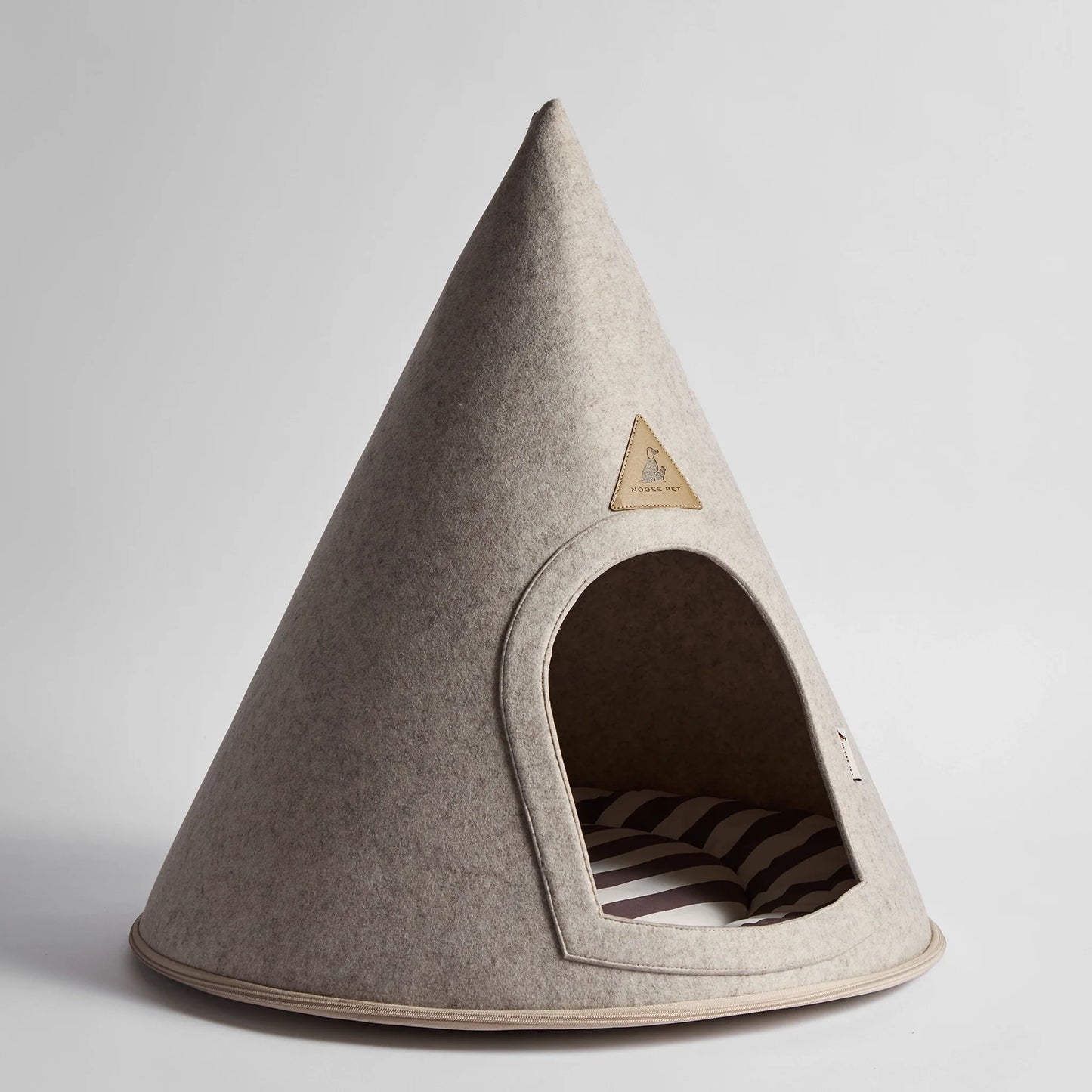 Nooee Pet Cave Molly (XL) – Cream Modern Cone-Shaped Pet Bed with Machine-Washable Cushion, Collapsible Travel Design with Carry Bag, Fits Pets Up to 35 lbs, 35”H x 32”L x 32”D