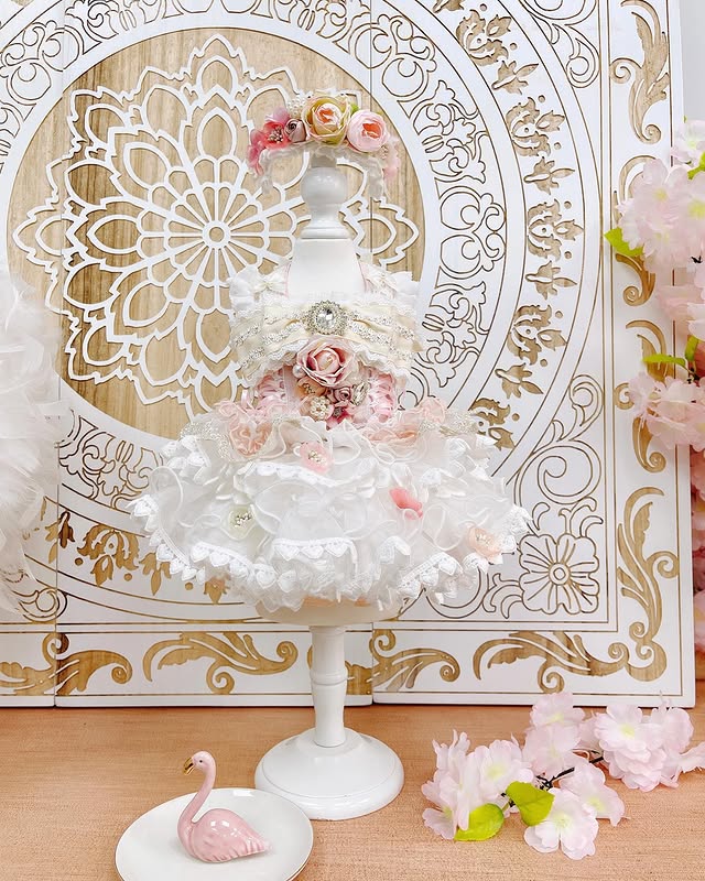 Handmade Lace Flower Dog Dress – High-Quality Pet Princess Outfit