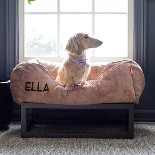 The FÜZI Elevated Dog Bed – Light Brown Faux Fur & Dark Brown Metal Base (S/M/L)