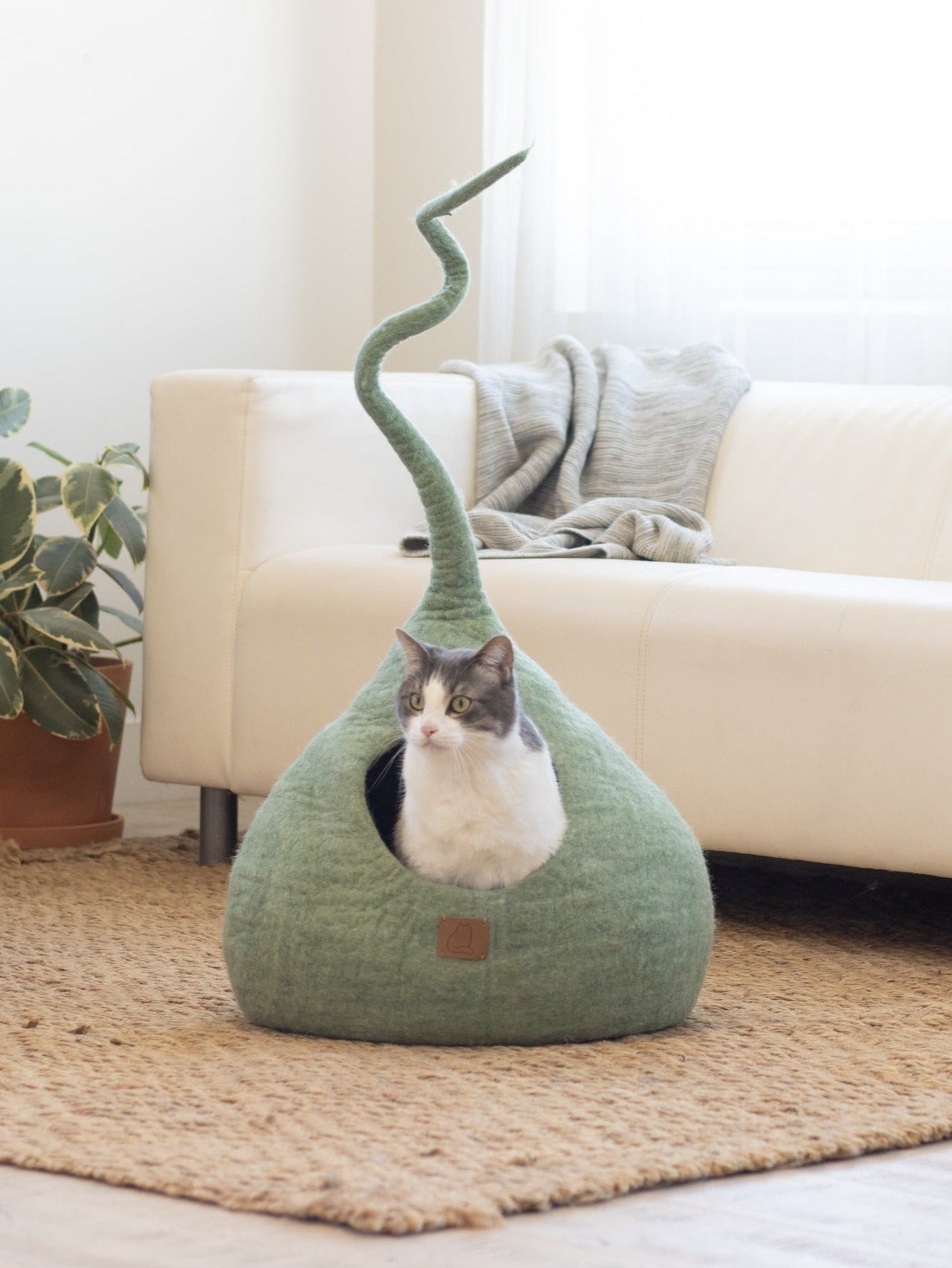 Fuzzy Cove Eucalyptus Green Tail Style Felted Wool Cat Cave – Handcrafted Peekaboo Cozy Bed for Cats