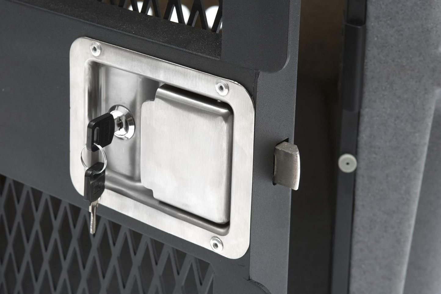 Dakota 283 Hero Dog Kennel with Dakota Guard – Coyote Granite, Heavy-Duty Military-Grade Crate with Lockable Paddle Latch & Chew-Resistant Ventilation