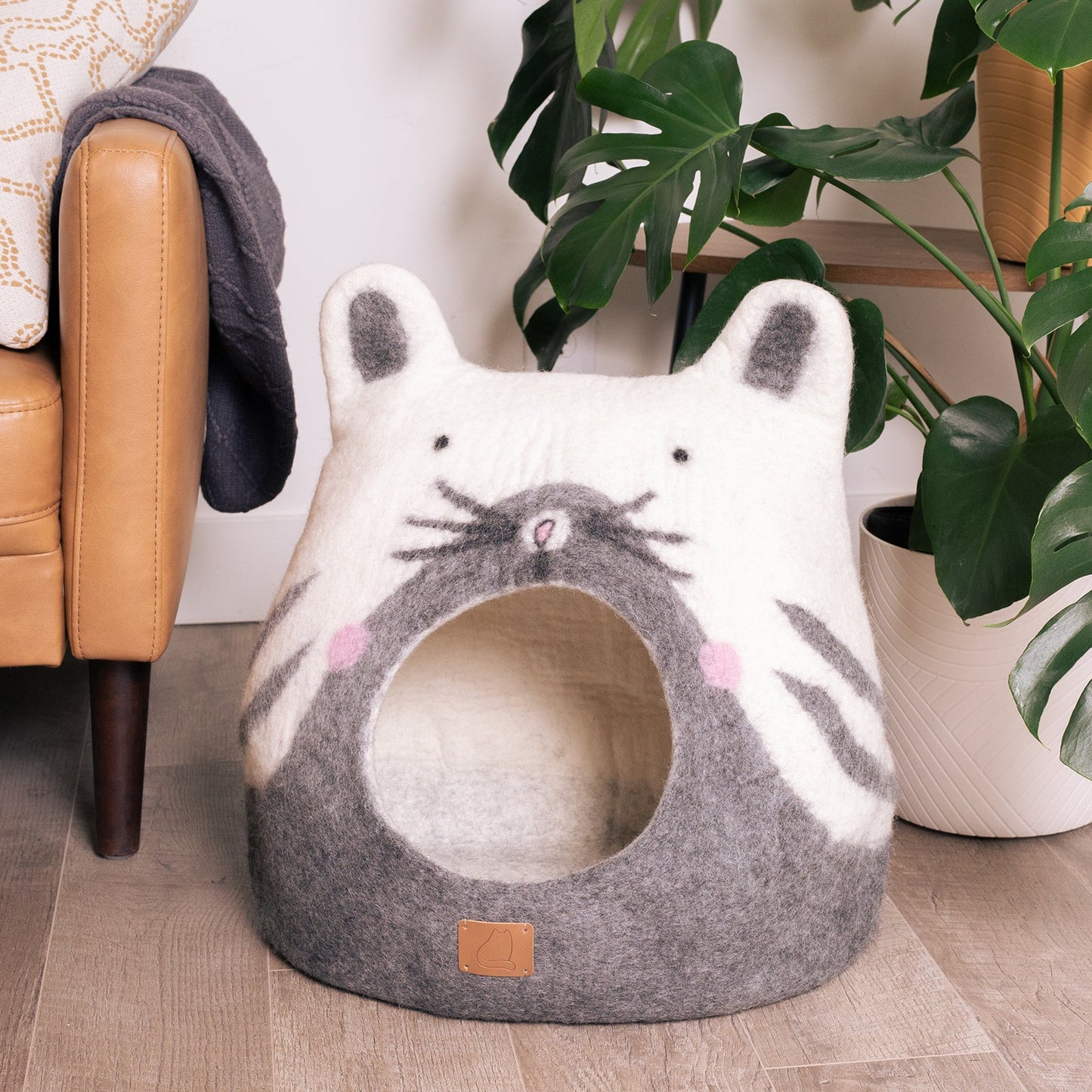 Fuzzy Cove Cat Face Design Felted Wool Cat Cave – Ear Style Cozy Peekaboo Bed (Small & Large)