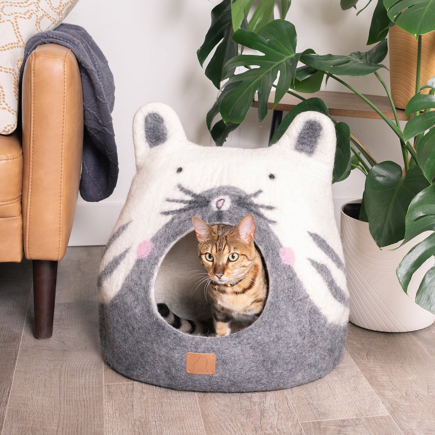 Fuzzy Cove Cat Face Design Felted Wool Cat Cave – Ear Style Cozy Peekaboo Bed (Small & Large)