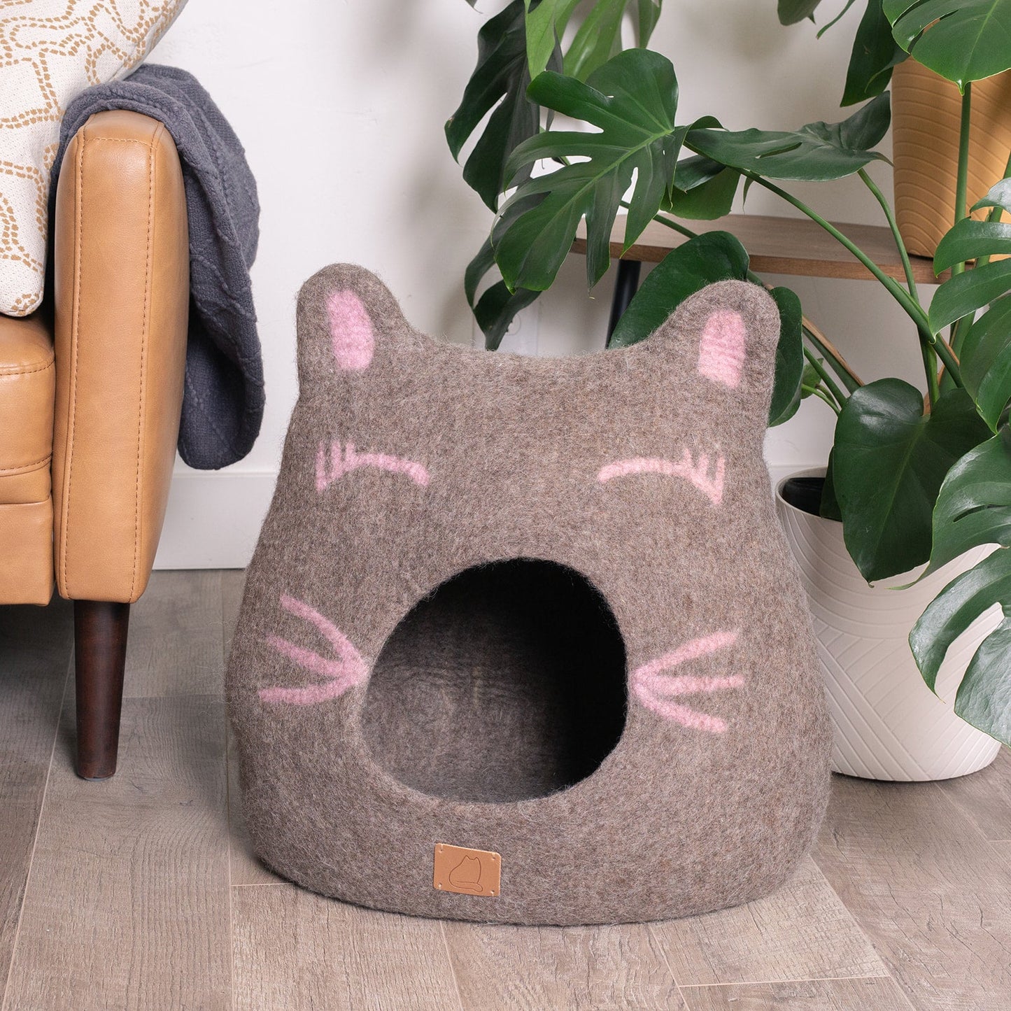 Fuzzy Cove Girl Cat Design Ear Style Felted Wool Cat Cave – Cozy Peekaboo Bed (Small & Large)