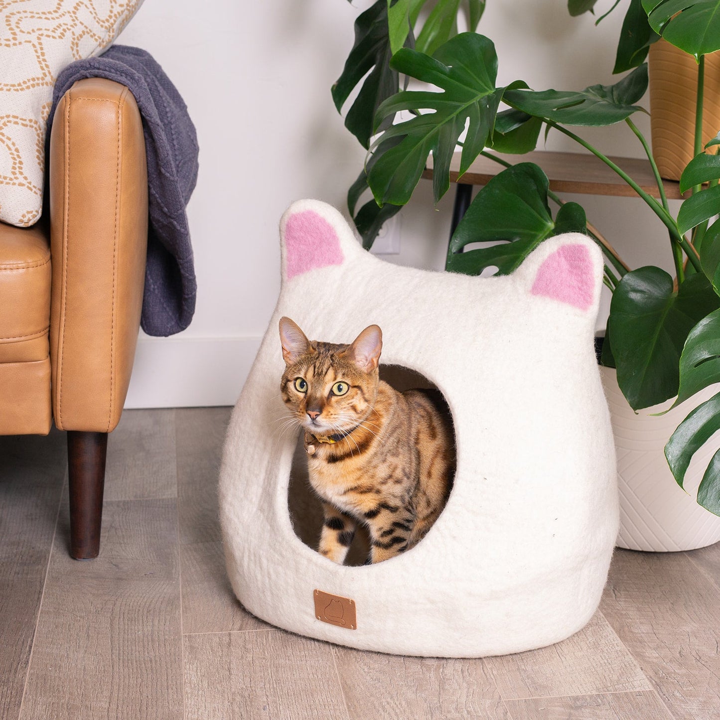 Fuzzy Cove Accent Ears Design Felted Wool Cat Cave – Ear Style Cozy Peekaboo Bed (Small & Large)