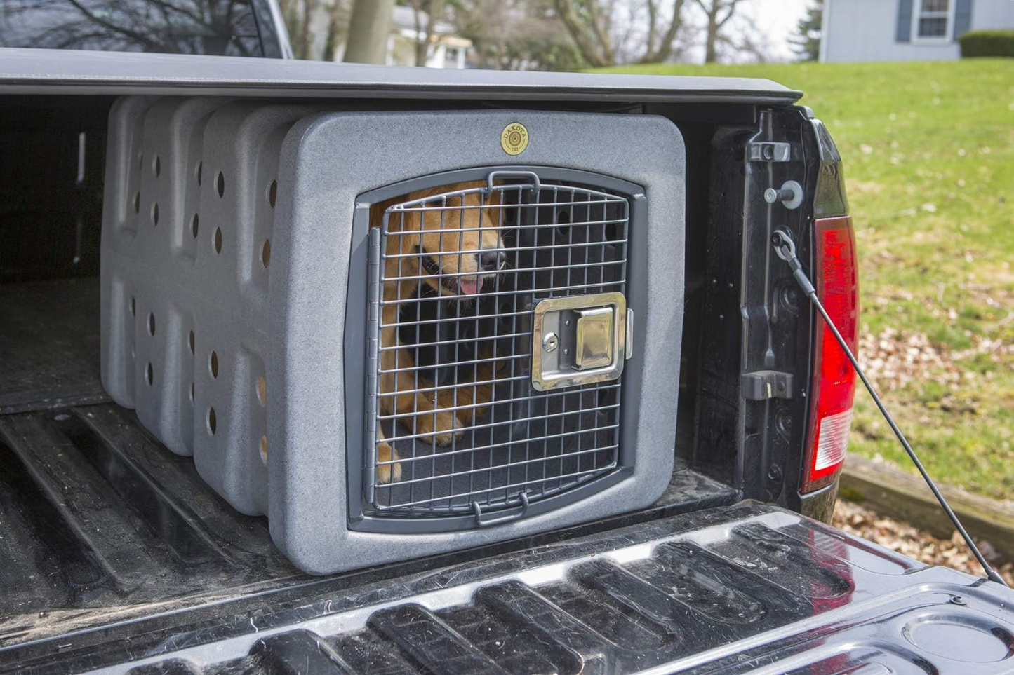 Dakota 283 T1 Dog Kennel with Dakota Guard Antimicrobial – Coyote Granite & Dark Granite