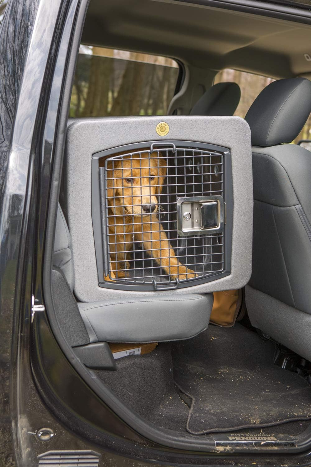 Dakota 283 T1 Dog Kennel with Dakota Guard Antimicrobial – Coyote Granite & Dark Granite