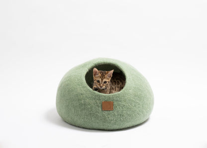 Fuzzy Cove Eucalyptus Green Round Felted Wool Cat Cave – Cozy Enclosed Bed for Cats