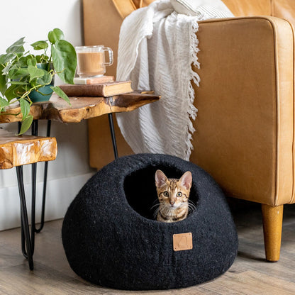 Fuzzy Cove Night Black Round Style Felted Wool Cat Cave – Cozy Enclosed Bed for Cats