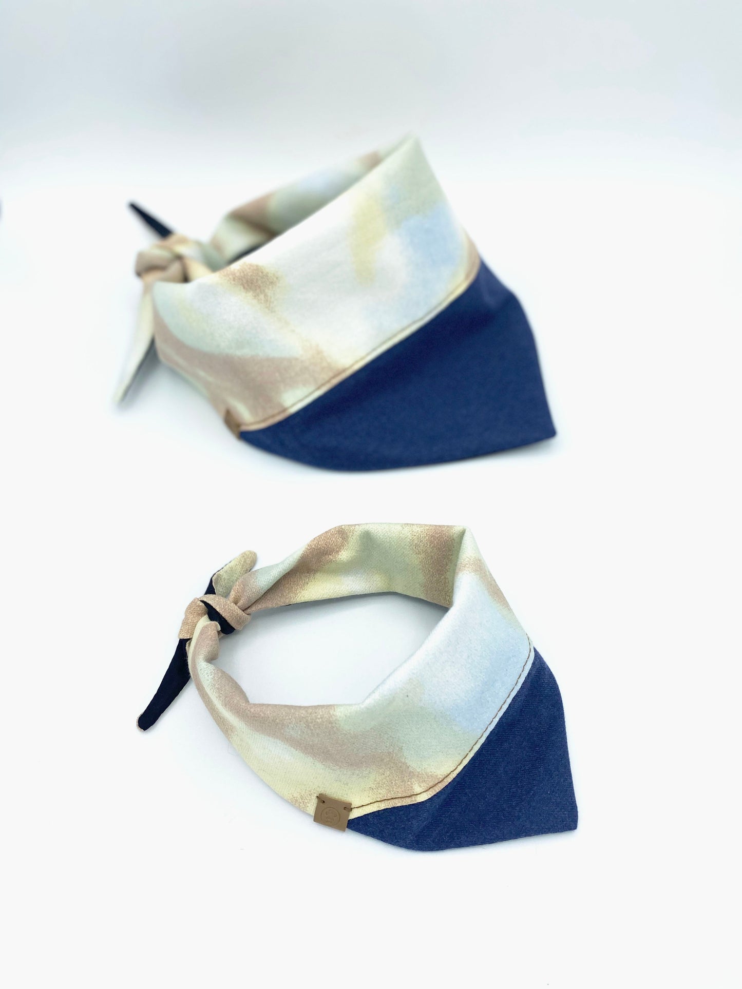 Aspen Reversible Pet Bandana – Premium Cotton Double-Sided Dog & Cat Bandana (XS–L)