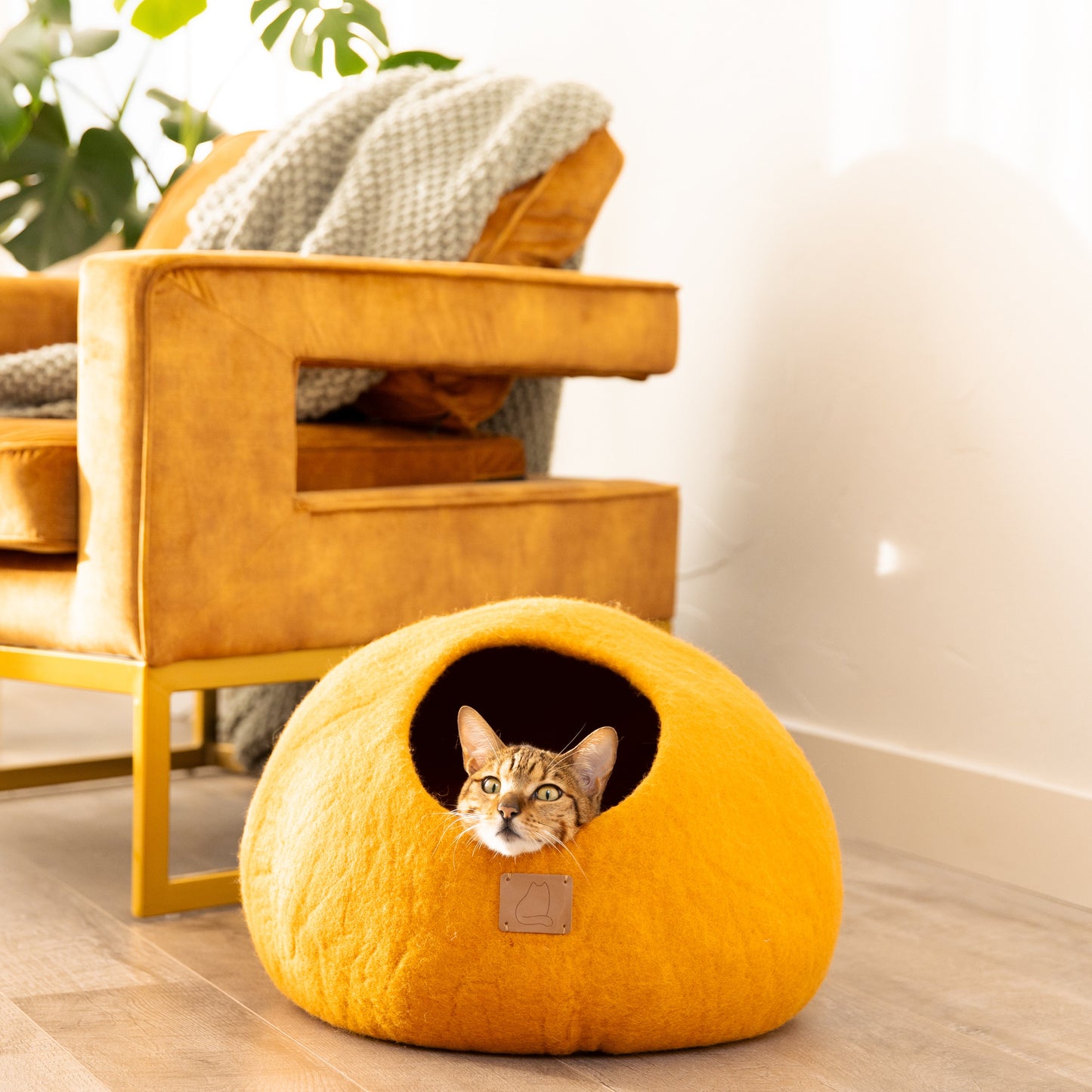 Fuzzy Cove Fire Orange Round Wool Cat Cave – Felted Merino Wool Hideaway Bed for Cats