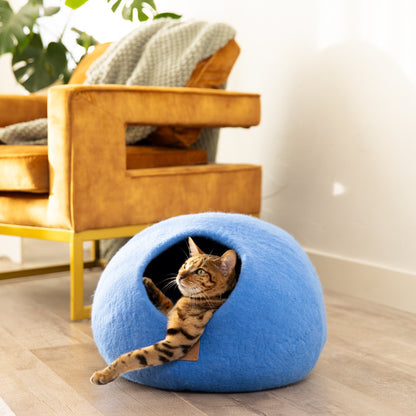 Fuzzy Cove Sky Blue Round Style Felted Wool Cat Cave – Cozy Enclosed Bed for Cats