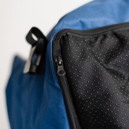 Nooee Pet Car Seat Charlie – Plush Small-to-Medium Dog & Cat Booster Seat with Safety Tether, Side Pocket, Removable Washable Cushion, Supports Pets Up to 18 lbs, 15” x 16”