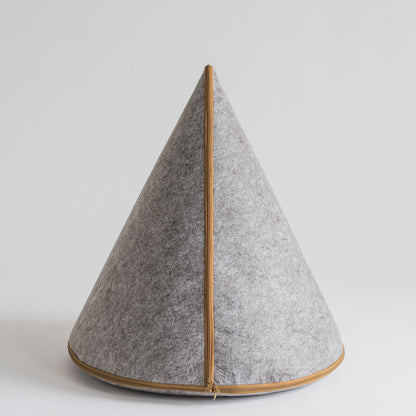 Nooee Pet Cave Bella (XS) – Gray Modern Compact Pet Bed with Machine-Washable Cushion, Portable Collapsible Design, Fits Small Puppies & Cats Up to 5 lbs, 21”H x 19”L x 19”D