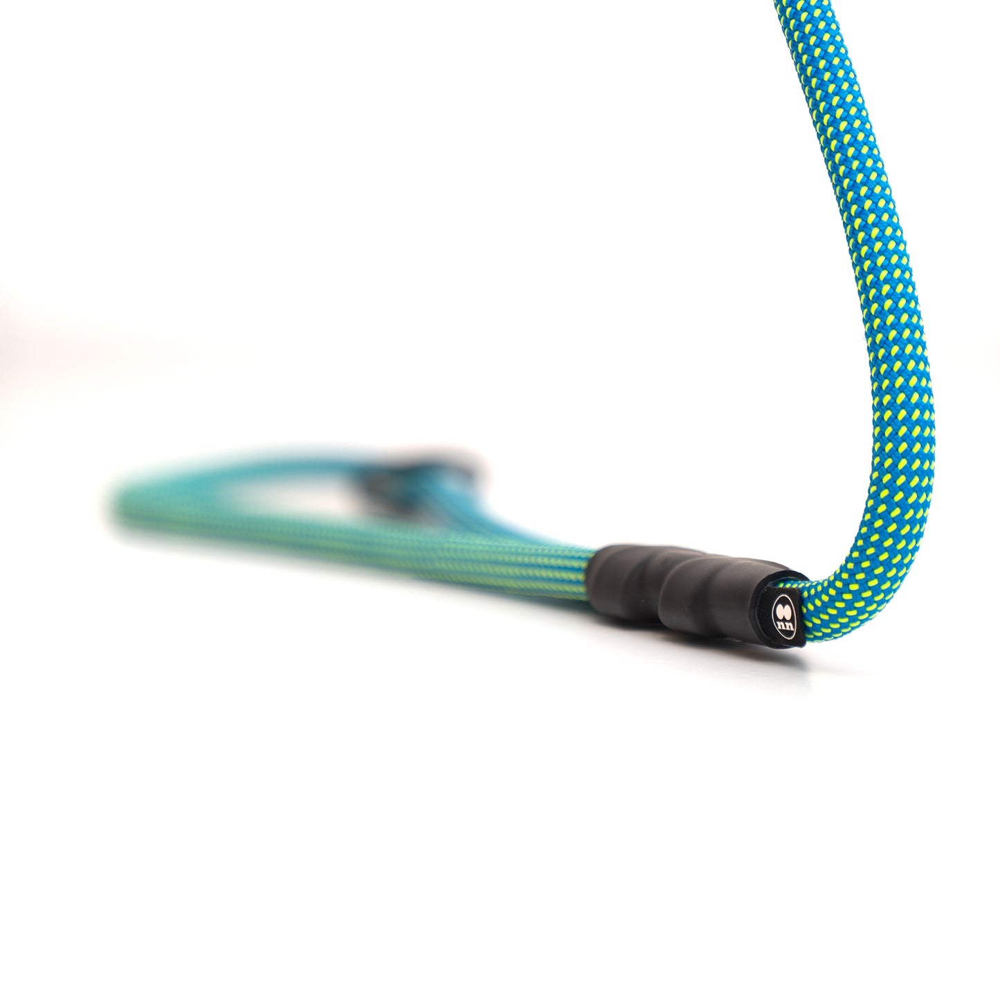 Customizable Norte Rope Dog Leash | Auto-Locking | Tuenne