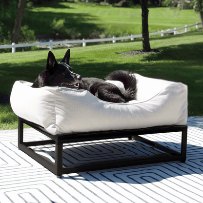 The FÜZI Elevated Dog Bed – Oat Performance Fabric on Black Metal Base (S/M/L/XL)