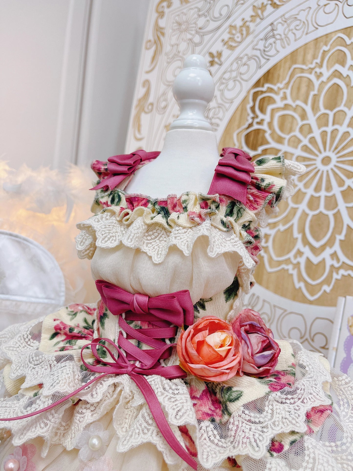 High quality Rosé Blossom Couture Dog Dress & Hat Set