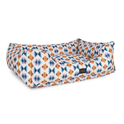 Pendleton All Season Kuddler Dog Bed | Indoor/Outdoor Water-Resistant Dog Bed with Washable Cover