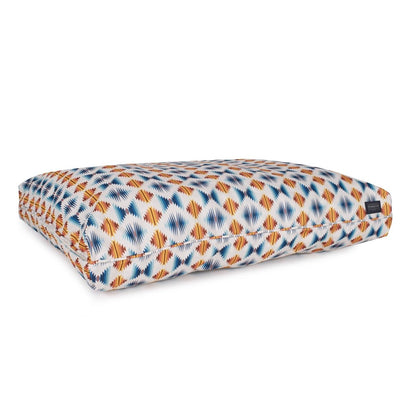 Pendleton All Season Pet Napper | Indoor/Outdoor Water-Resistant Dog Bed with Washable Cover