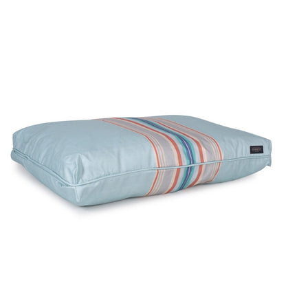 Pendleton All Season Pet Napper | Indoor/Outdoor Water-Resistant Dog Bed with Washable Cover