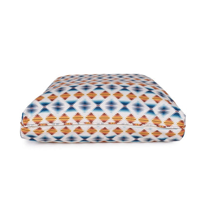 Pendleton All Season Pet Napper | Indoor/Outdoor Water-Resistant Dog Bed with Washable Cover