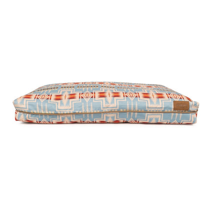 Pendleton All Season Pet Napper | Indoor/Outdoor UV & Water-Resistant Dog Bed with Washable Cover