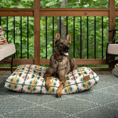 Pendleton All Season Pet Napper | Indoor/Outdoor UV & Water-Resistant Dog Bed with Washable Cover