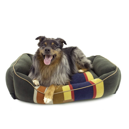 Pendleton Badlands National Park Kuddler Fleece Dog Bed | 320 GSM Polar Fleece Bolster Bed with Recycled MemoryFiber™ & Washable Cover
