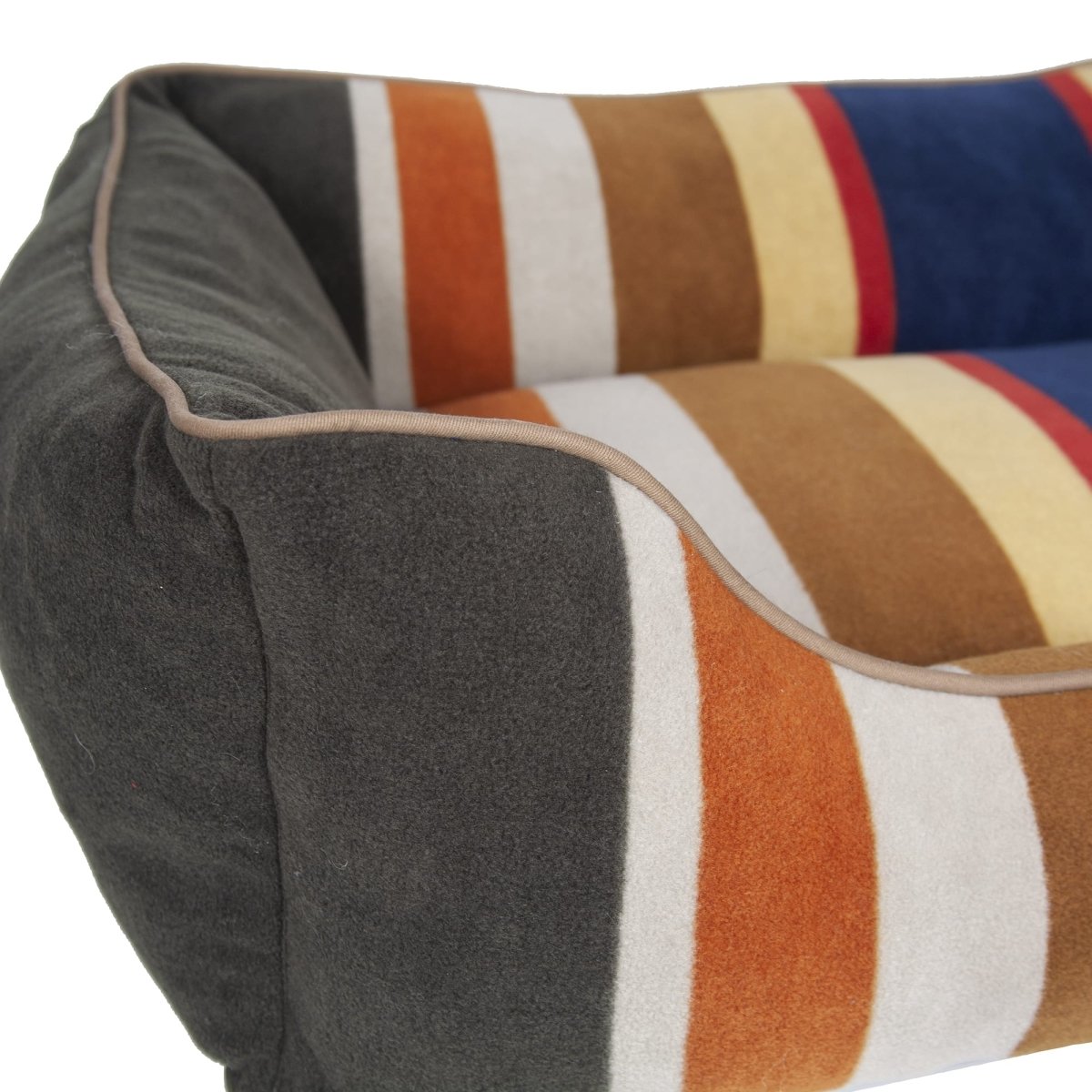 Pendleton Badlands National Park Kuddler Fleece Dog Bed | 320 GSM Polar Fleece Bolster Bed with Recycled MemoryFiber™ & Washable Cover