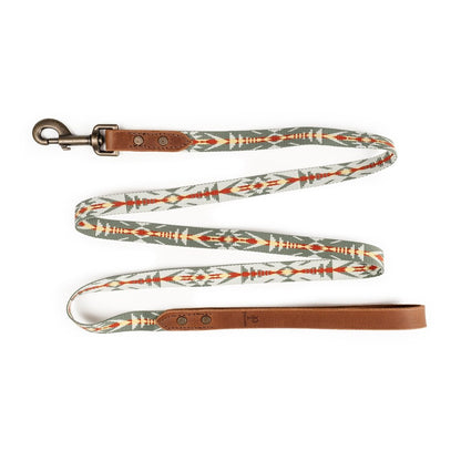 Pendleton Heritage Leash | Jacquard Webbing Lead with Water Buffalo Leather Handle & Antique Brass Hardware