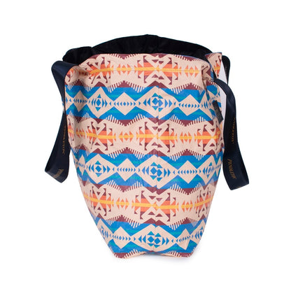 Pendleton Los Lunas Travel Tote | Water-Resistant Tyvek Bag with Zipper Pocket & Rubber Patch