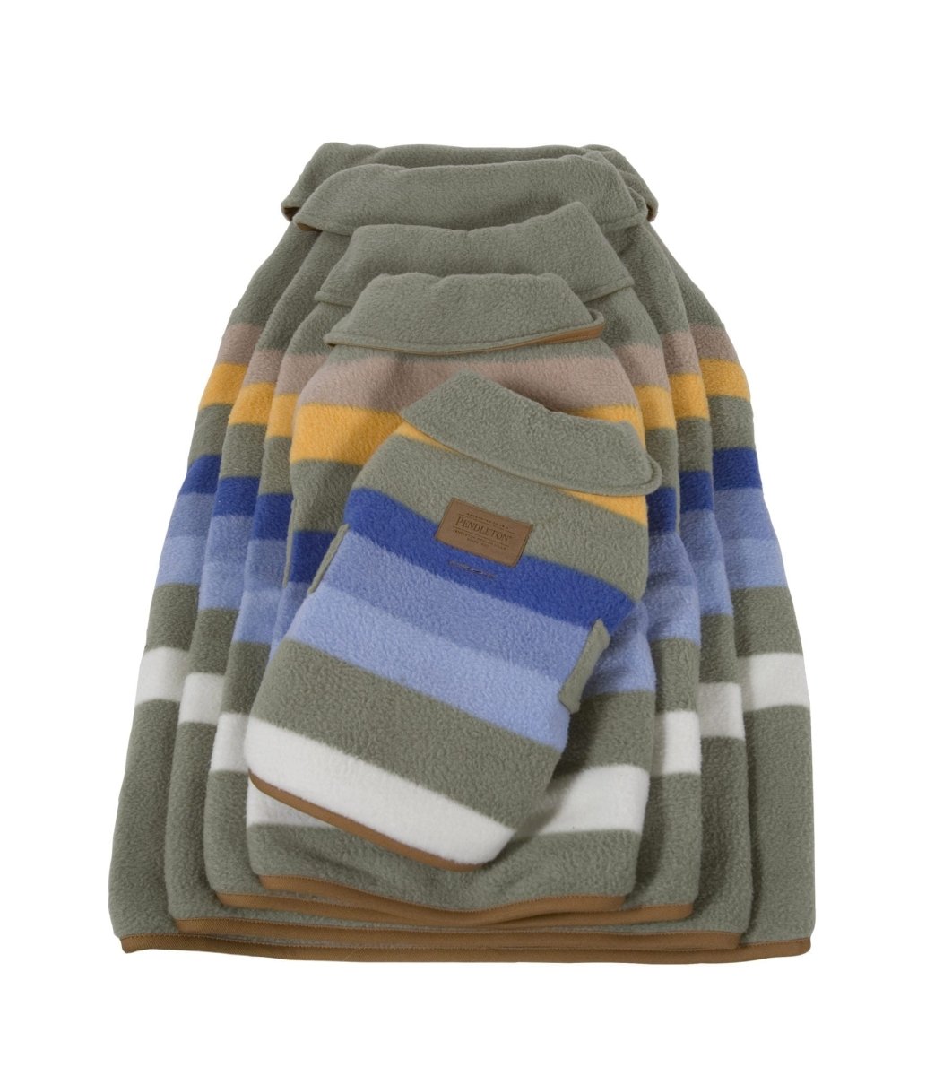 Pendleton National Park Dog Coat | Reversible 320 GSM Polar Fleece Jacket with Adjustable Belt & Leash Access