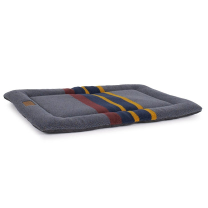 Pendleton Vintage Camp Comfort Cushion | Reversible Berber & Canvas Dog Bed for Home, Crates & Travel