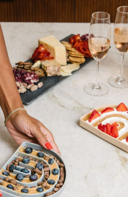 Happy Feelings Lick Mat & Slow Feeder for Dogs – Pupwell