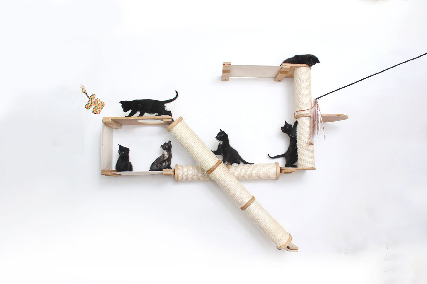 The Crossroads - Cat Wall Scratcher - Tree with Ramp